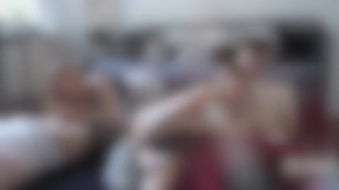 Üniversiteli Afetler İlk Dörtlülerini Yaşıyor - Mira David X Lis Evans